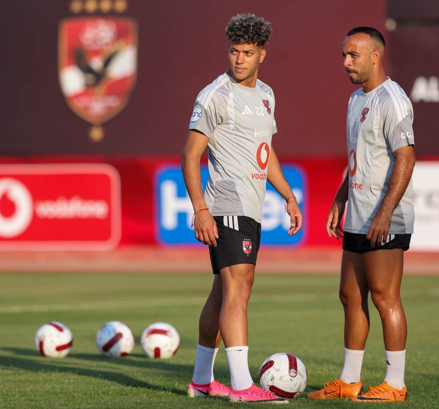 إمام عاشور يبلغ الأهلي برغبته في الرحيل!