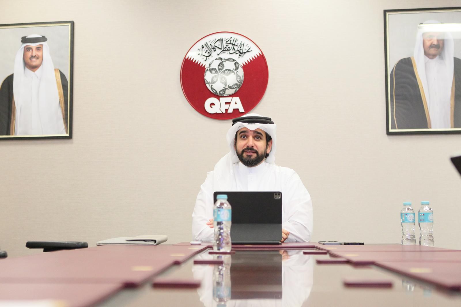 الأنصاري يشارك في اجتماع تطوير كرة القدم بـFIFA