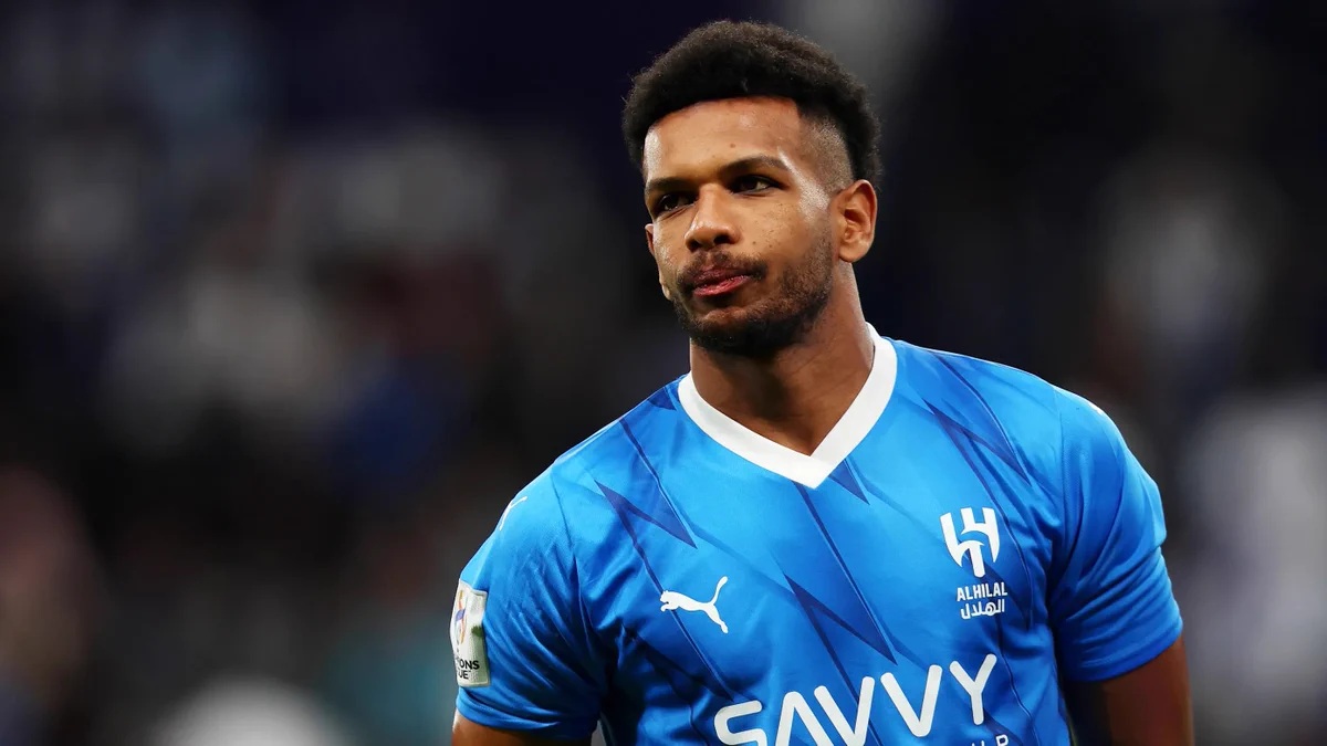  بعد 9 أعوام.. الهلال ينهي ارتباطه بعلي البليهي!