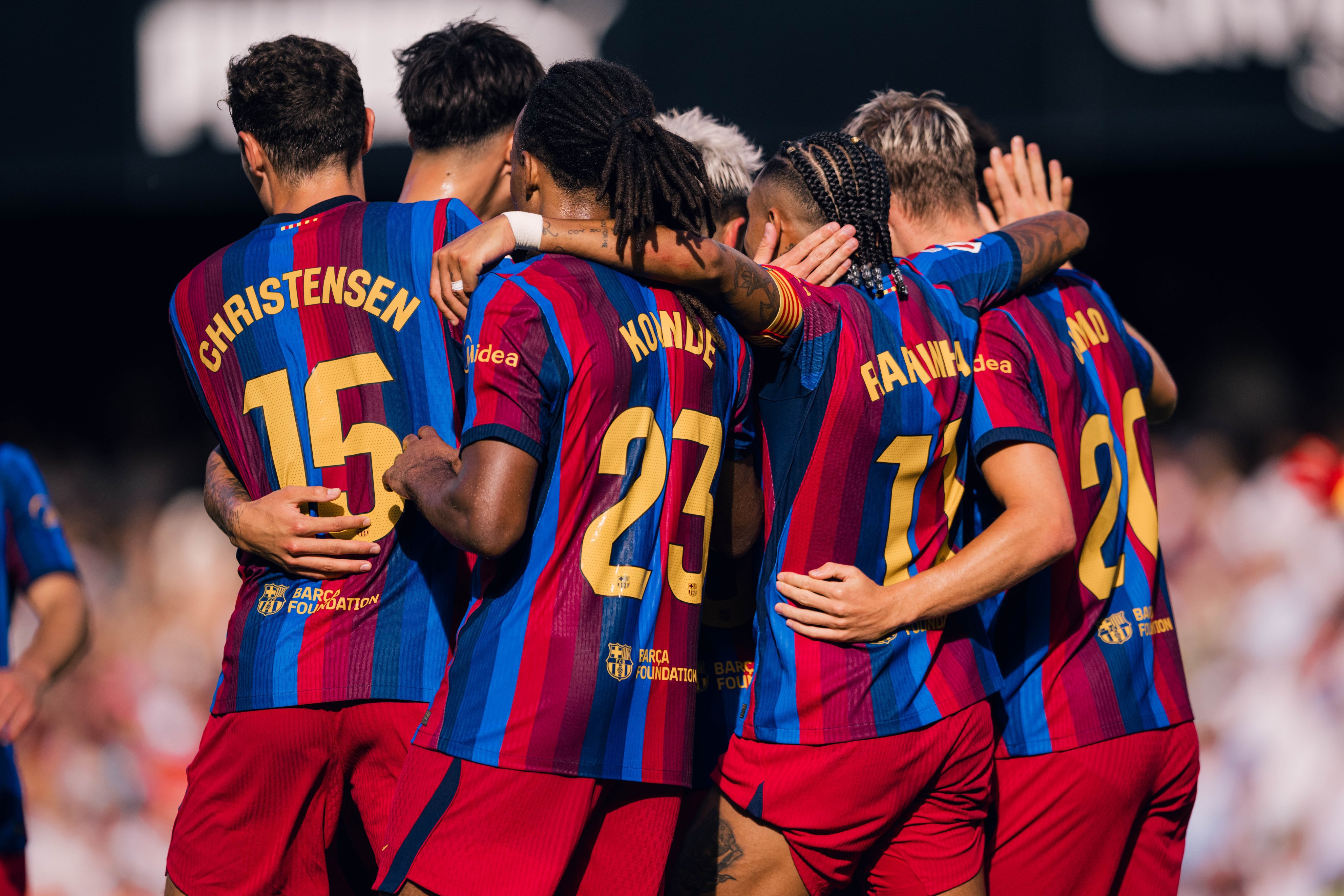 برشلونة يخطط لرحيل مفاجئ لأحد نجومه في الشتاء