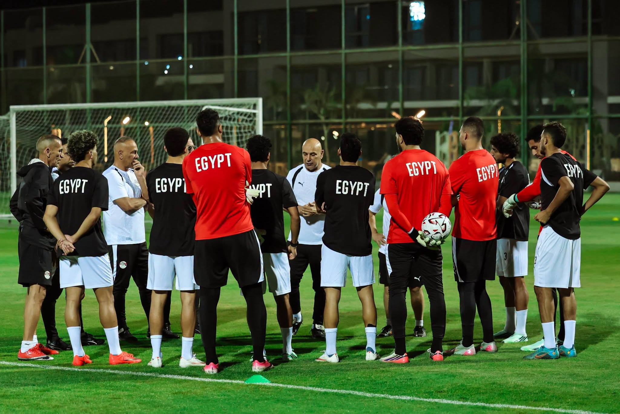 منتخب مصر يبدأ الاستعداد لتصفيات أمم أفريقيا