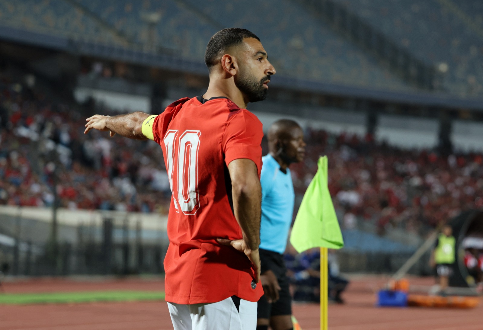 موقف مفاجئ من صلاح بعد استبداله أمام أنجولا