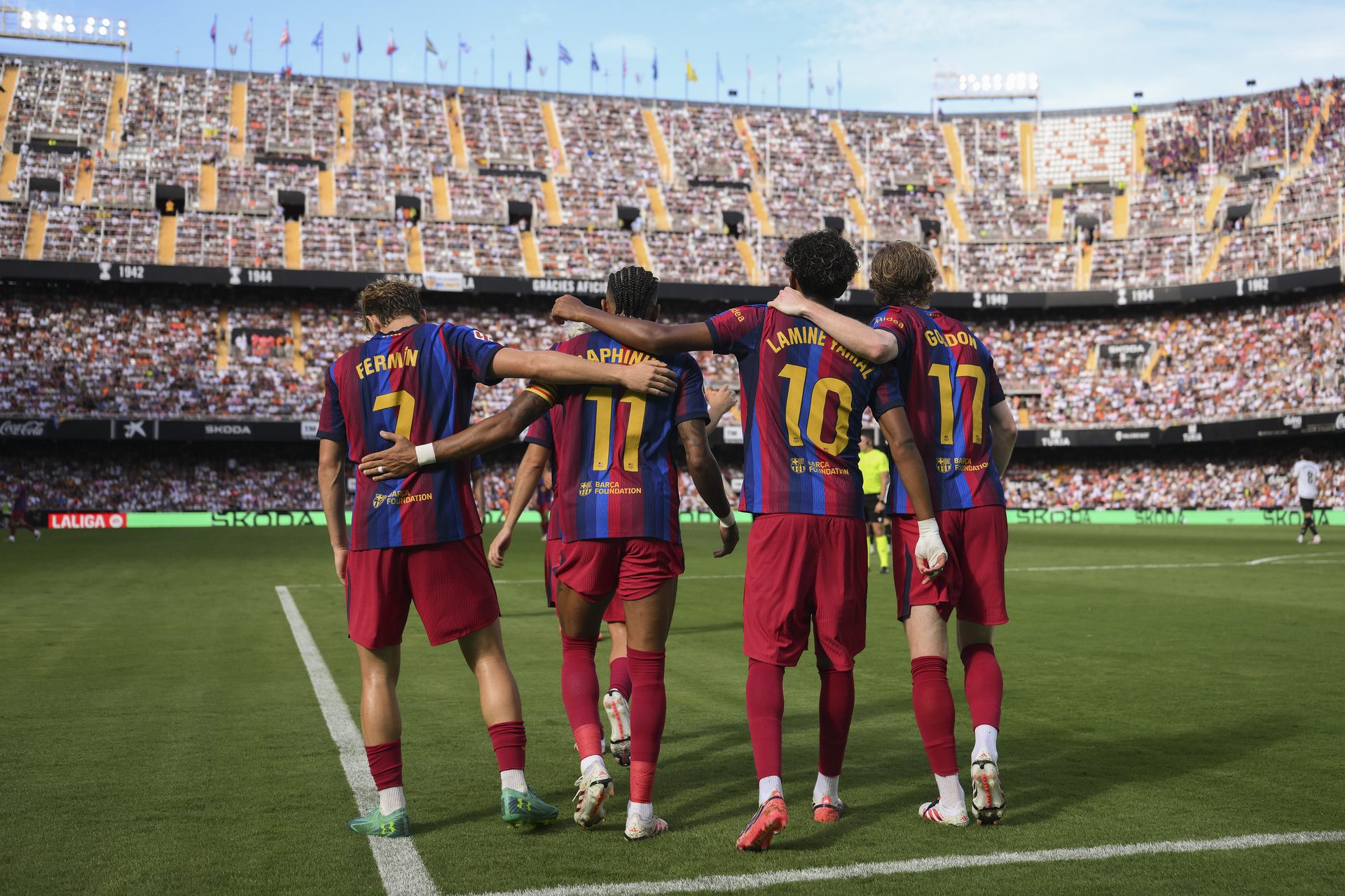 برشلونة يتزعم أوروبا بمعدل تهديفي مذهل