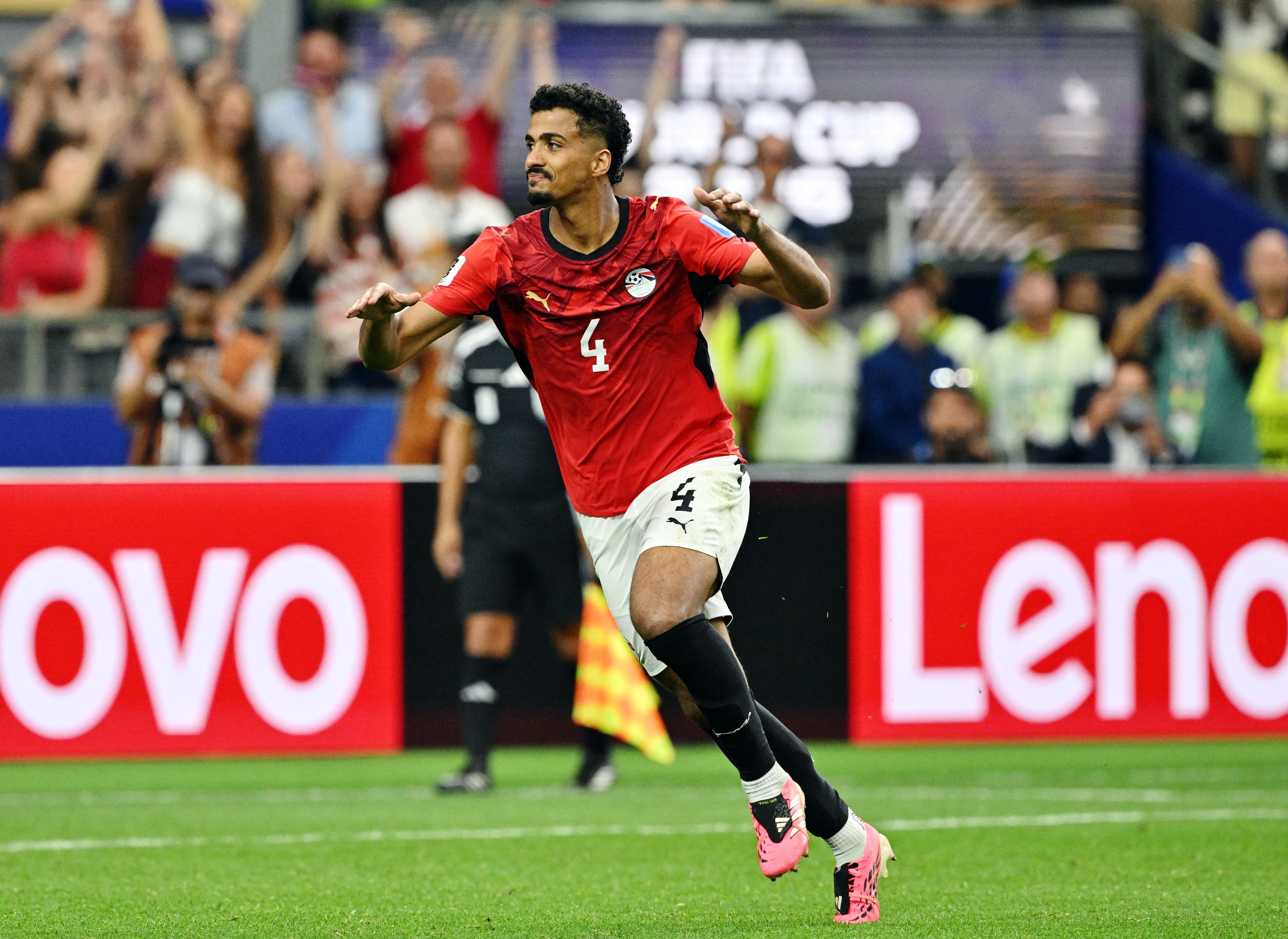 حسام عبد المجيد يوجه إنذارًا للزمالك