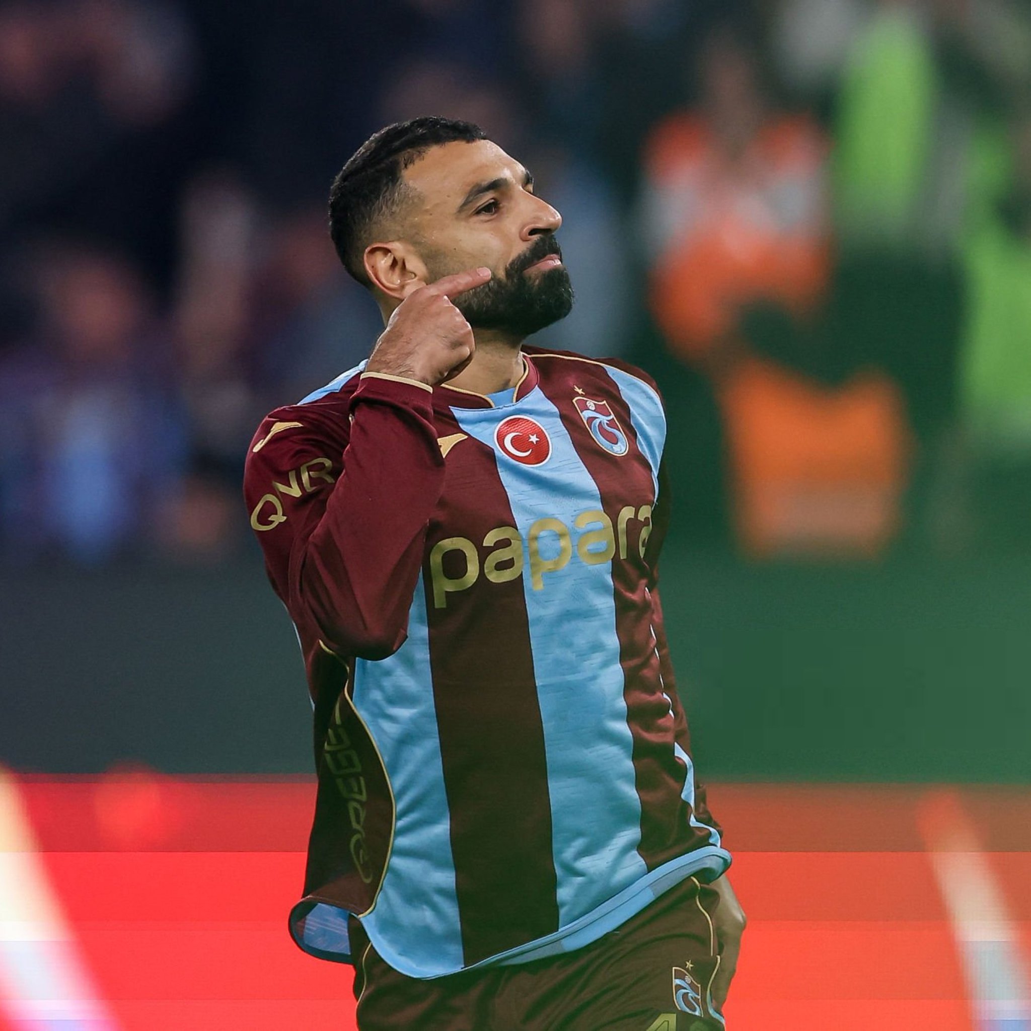 صلاح يكرر إنجاز تريزيجيه ضد بشكتاش